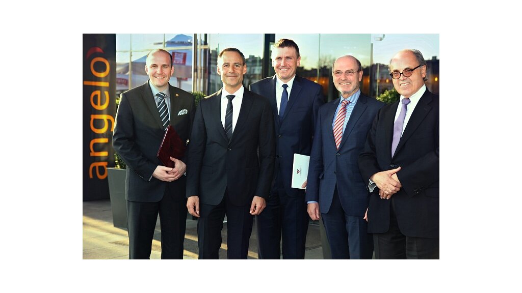 Krzysztof Mikuła (wiceprezydent Katowic), Rupert Simoner (Vienna International Hotelmanagement AG, Tomasz Piórkowski (angelo Hotel Katowice), Rudolf Grossmayer (UBM), Franz Jurkowitsch (Warimpex)