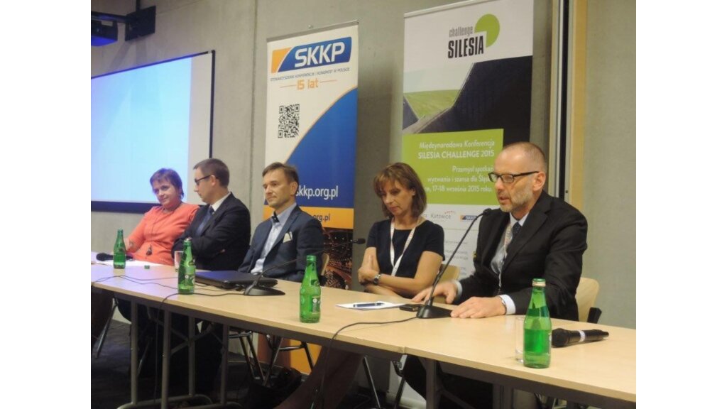 Panel dyskusyjny, (od lewej) Żaneta Berus, Expo XXI Warszawa, Wojciech Kuśpik PTWP SA, Krzysztof Cieślikowski, AWF Katowice, Bogusława Bartoszek, RIG w Katowicach, Piotr Wilczek, SKKP. fot. A05