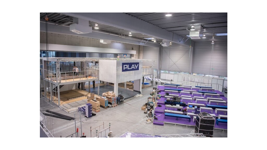 Poznań Game Arena - strefa Paly podczas montażu