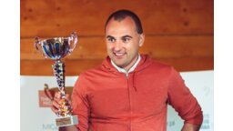 Marcin Lewandowski z trofeum Arłamów MICE Games
