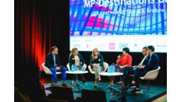 Uczestnicy panelu podczas MP Destinatons Day: Krzysztof Celuch, Joanna Chwastek-Pluta, Paula Fanderowska, Anna Jędrocha, Julien Hallier, Krzysztof Paradowski