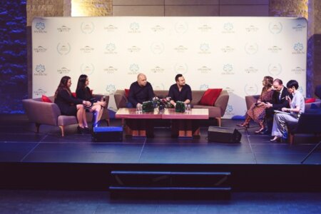 Debata „(R)Ewolucja w branży spotkań”: Katarzyna Michalak, Monika Bańka, Sebastian Herzyk, Artur Bieniek, Sylwia Banaszewska, Michał Kozak oraz Magdalena Kondas
