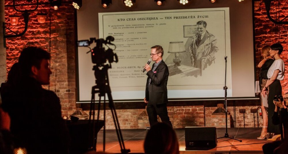 Paweł Brun, prezes zarządu spółki Krzysztof Brun i Syn o historii firmy i kamienicy przy Białostockiej 22. fot. Ewa Witak, Fotograficznie.pl