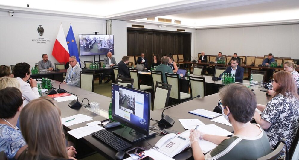 Posiedzenie senackiej komisji kultury i środków przekazu. fot. FB Senat Rzeczypospolitej Polskiej