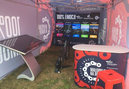 Stanowisko VR, promujące akcje "Małopolska na rowery"