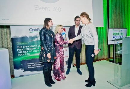 Mea Group podczas wręczenia statuetko Procon Awards - Magda Kozicka, Marta Dunin-Miachałowska, Andrzej Nykowski