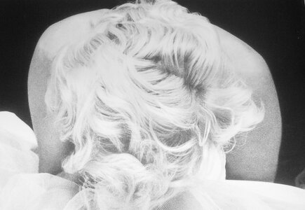 Hala Stulecia. Przedpremierowy pokaz wystawy „Dzień dobry Marilyn. Ikony Hollywood w obiektywie Miltona H. Greene’a”