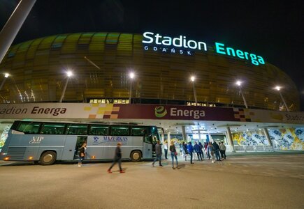 Niespodzianką był premierowy pokaz „światło i dźwięk” na Stadionie Energa i wieczorne zwiedzanie przestrzeni stadionu