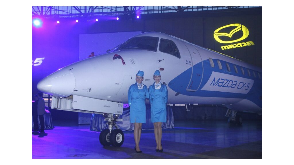 Embraer i kolory Mazdy