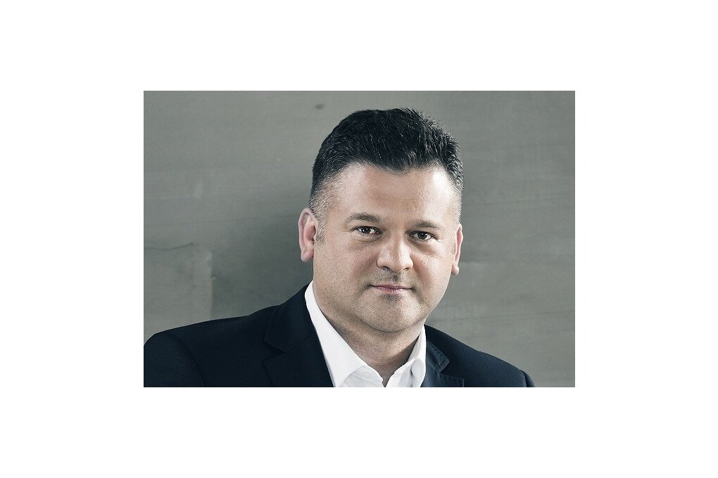 Rafał Rosiejak, fot. Szymon Kobusiński, Studio Bank