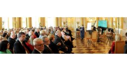 Sesja Inauguracyjna na Zamku Królewskim – prof. Zofia Zarębianka wygłosiła laudację ku czci ks. Twardowskiego