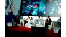 – Panel poświęcony sourcingowi i narzędziom do rezerwacji moderował Andrzej Molski, dyrektor zarządzający HRS Polska (pierwszy od lewej)