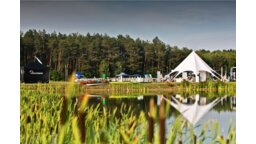 MP Picnic Day rozlokowany na polanie przed hotelem Bonifacio