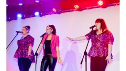 The Chance, trio wokalne