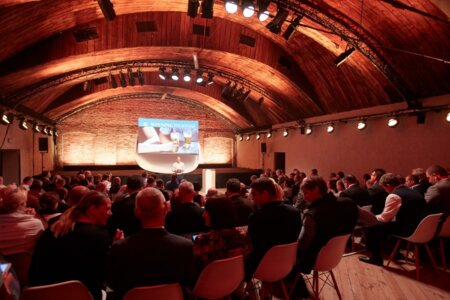 Konferencja dla 124 menadżerów marek należących do koncernu piwowarskiego SABMiller.