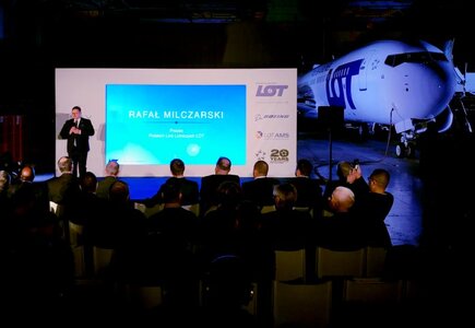 Prezentacja nowego samolotu LOT-u z agencją El Padre